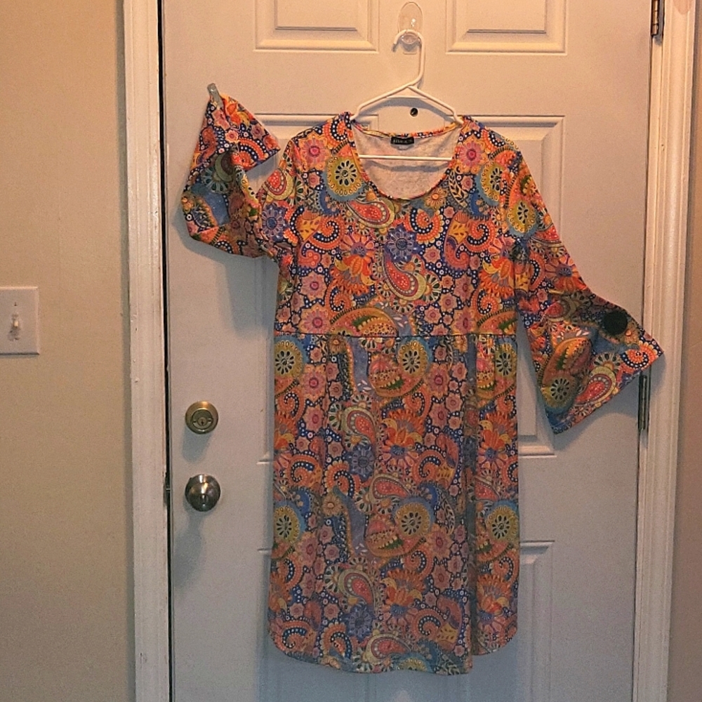 Izuria hippie style dress size 1x NWT